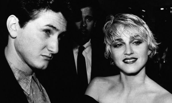 Θυμάσαι όταν πριν 41 χρόνια, η Madonna & ο Sean Penn παντρεύτηκαν ανήμερα των γενεθλίων τους;