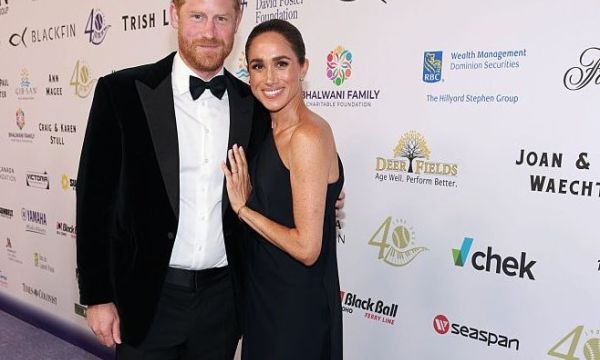 6 χρόνια μετά το Megxit: Harry και Meghan επιστρέφουν στη Βρετανία με τα παιδιά τους μόνιμα