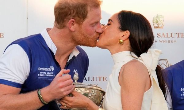 Γιατί επιστρέφουν ο Harry και η Meghan στη Μεγάλη Βρετανία (πραγματικά);