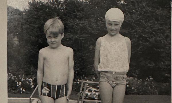Ο Charles Spencer «σπάει τη σιωπή» για την πριγκίπισσα Diana: «Θέλω να μιλήσω για λογαριασμό της»