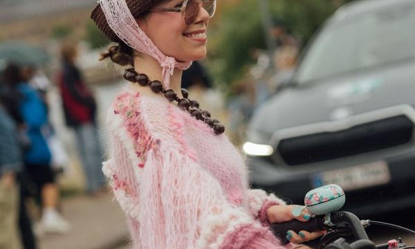 Fall colour trend: Το blush pink γίνεται το νέο αγαπημένο χρώμα του φθινοπώρου στο streetstyle