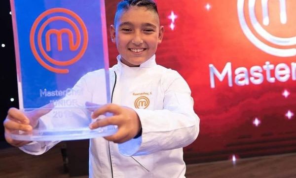 O Κωνσταντίνος Χριστόπουλος, ο νικητής του MasterChef Junior μεγάλωσε κι έχει πια το δικό του μαγαζί
