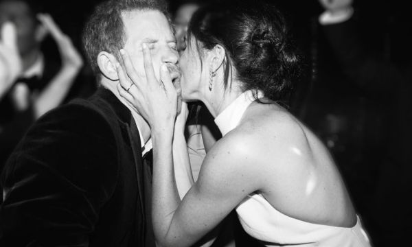 Η Meghan Markle μοιράζεται το πρώτο βίντεο από τη νέα ζωή της στη Βρετανία με τον πρίγκιπα Harry
