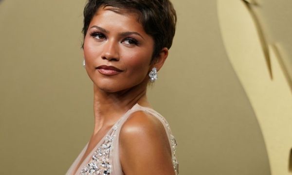 Emmy Awards 2026: Το red carpet γίνεται το απόλυτο beauty trend report του φθινοπώρου