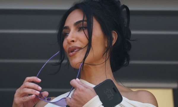 10 χρόνια μετά τη ληστεία στο Παρίσι, η Kim Kardashian έλαβε αποζημίωση ενός ευρώ μόνο