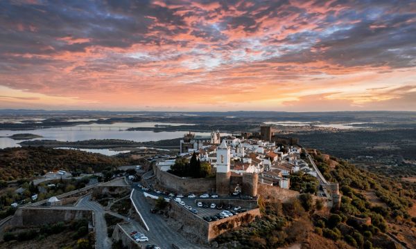 10 ευρωπαϊκοί προορισμοί που αξίζει να επισκεφθείς τον χειμώνα: Ανάμεσά τους και ένα ελληνικό νησί