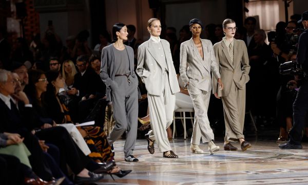 6 τάσεις της μόδας που είδαμε στο Vogue World 2026 στο Μιλάνο και θα υιοθετήσουμε αμέσως