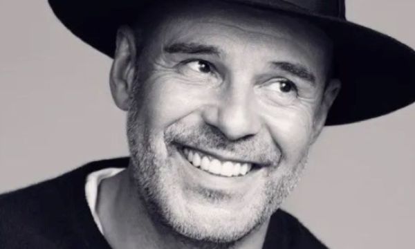 Ο hairstylist του Le Défilé L’Oréal Paris, Stéphane Lancien, μας «βάζει» αποκλειστικά στα παρασκήνια