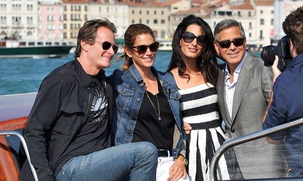 Οι Casamigos: Η φιλία Clooney - Crawford & η συντριβή του George για τον θάνατο του γιου της Presley