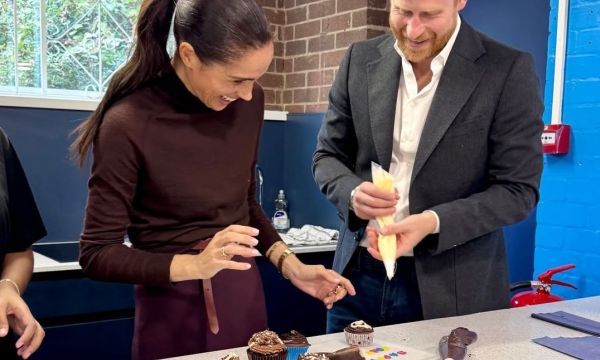 Meghan Markle: Στην 1η δημόσια εμφάνιση στη Βρετανία αποκάλυψε πώς νιώθει η ίδια & η  Lilibet