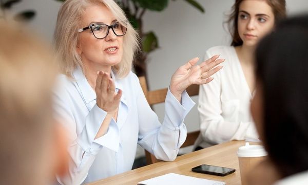 Είσαι γυναίκα και έχεις επιχείρηση στον χώρο της φιλοξενίας; Ένα πρόγραμμα για τις δικές σου ανάγκες