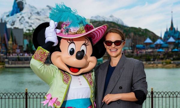 Η Natalie Portman σπάει τη σιωπή της για το 3ο παιδί και εξηγεί πώς βλέπει αλλιώς τα δύο μεγαλύτερα