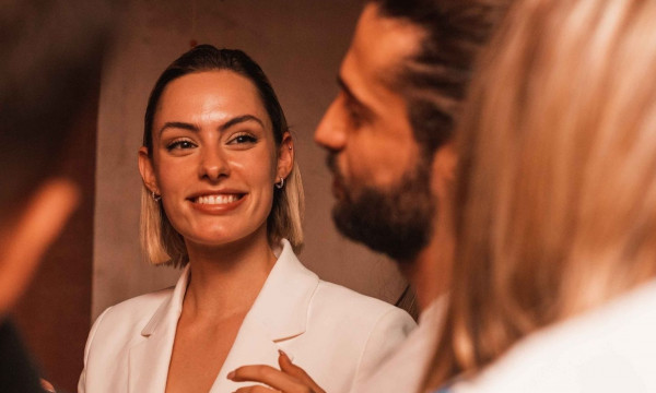 Μία φωτογραφία και αρκετές συμπτώσεις για την σχέση του Κωνσταντίνου Βασάλου και της Όλγας Ντάλλα