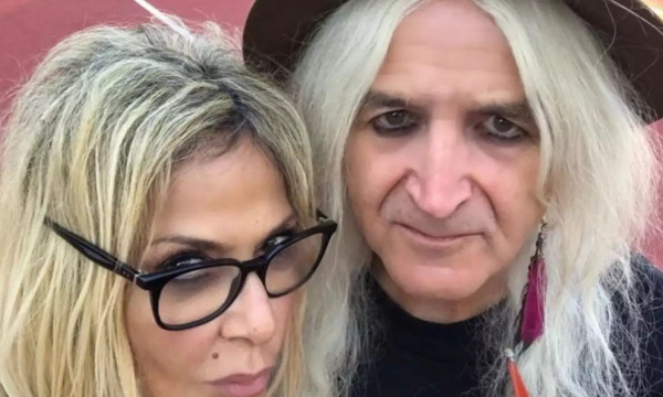 Ο Καρβέλας αποκάλυψε ποιο τραγούδι έκανε τη Βίσση να κλάψει (από τα νεύρα) & το τραγούδησε μαζί της