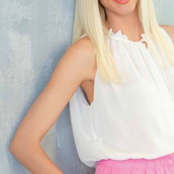 Έκανε το τεστ εγκυμοσύνης της σε καφετέρια της Γλυφάδας!