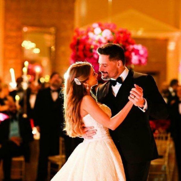 Ο Channing Tatum χόρεψε... αισθησιακά για τη Sofia Vergara στη δεξίωση του γάμου της!
