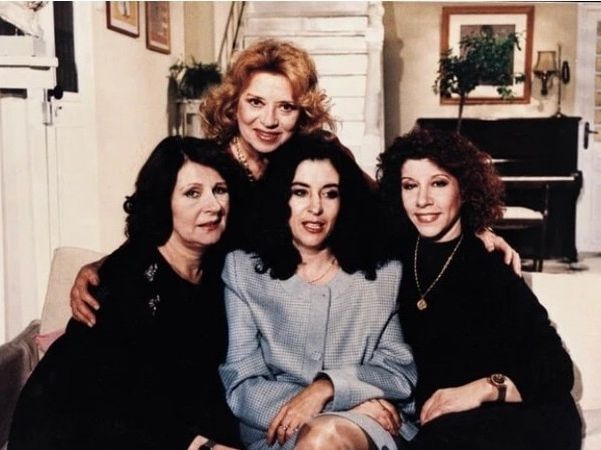 «Οι Τρεις Χάριτες»: 36 χρόνια μετά την προβολή του 1ου επεισοδίου θυμόμαστε τις best of ατάκες