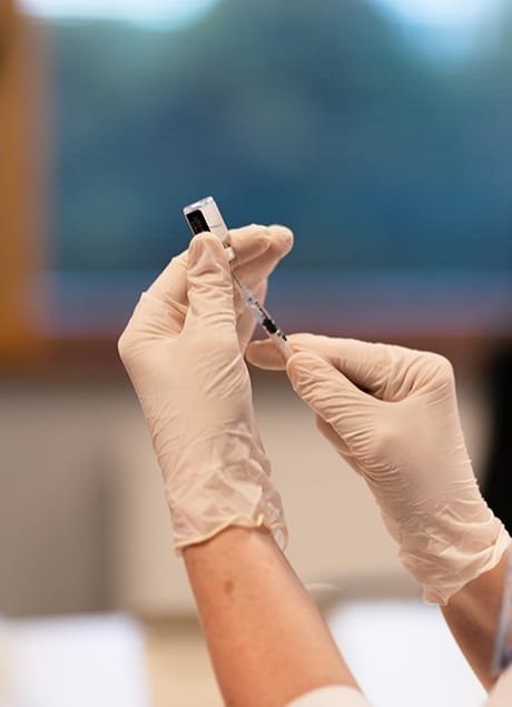 <p>Πλοίαρχος - Γιατρός Πολεμικού Ναυτικού</p>
<p>– Μαιευτήρας/Γυναικολόγος</p>