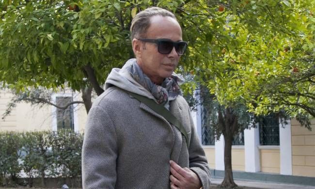 Λάκης Γαβαλάς: Συντροφιά με την τηλεόραση και η πρώτη επίσκεψη