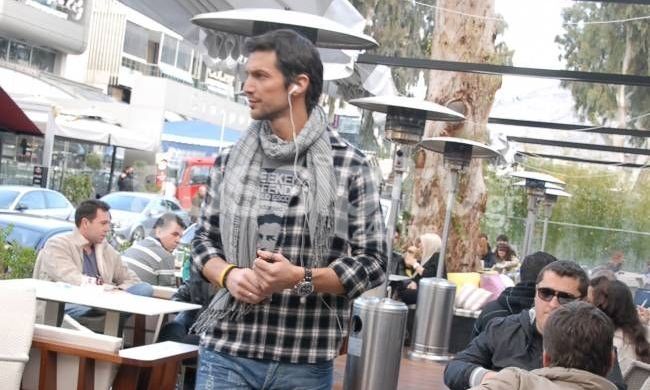 Αλέξανδρος Παρθένης: Βέρα στο δεξί