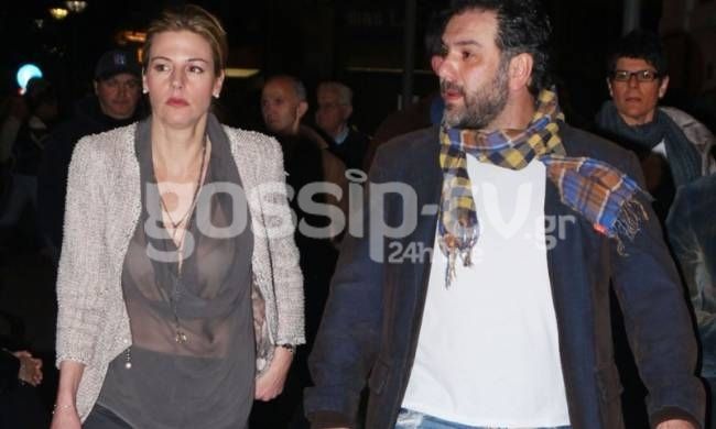 "Έκλεψε" τα βλέμματα το διάφανο πουκάμισο της Κοτοβός!