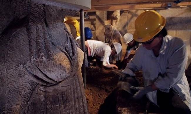 «Ο τάφος της Αμφίπολης ήταν γεμάτος χρυσάφι»