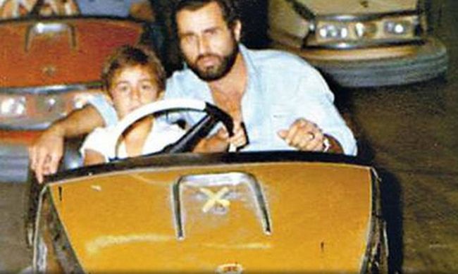 Κανάκης: Αυτό το καθίκι μου πήρε τον πατέρα μου