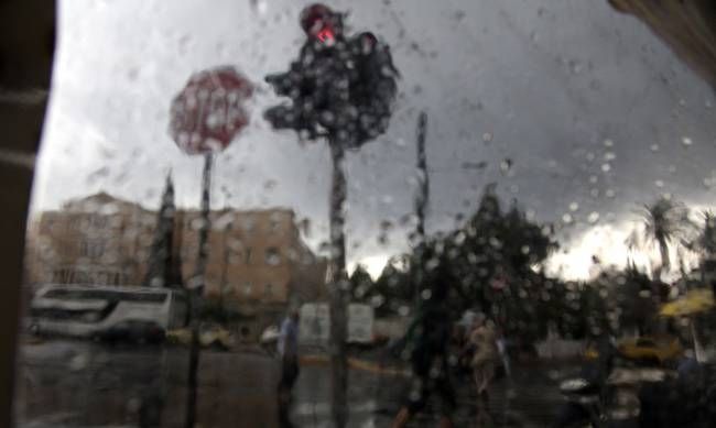 Σε κλοιό έντονης κακοκαιρίας η χώρα