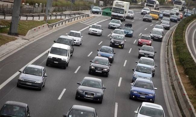 Τέλη κυκλοφορίας: Ποιοι θα βάλουν βαθιά το χέρι στην τσέπη