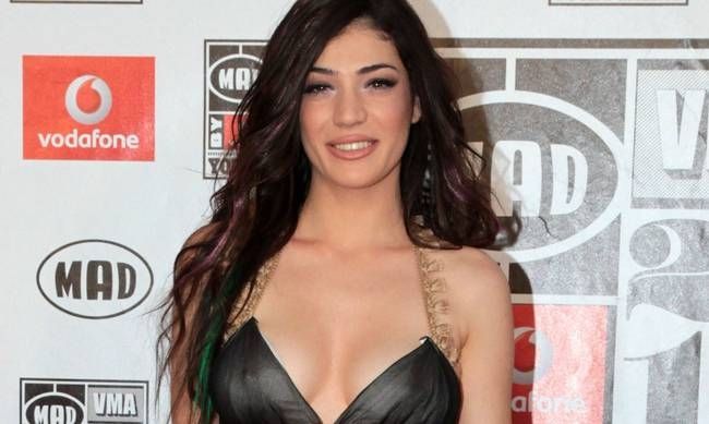 Δείτε την αδερφή της Ήβης Αδάμου! Είναι ολόιδιες! (photo)