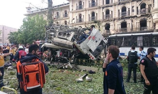 Τουρκία: Ισχυρή έκρηξη στο κέντρο της Κωνσταντινούπολης - Τουλάχιστον 11 νεκροί (Pics&Vid)