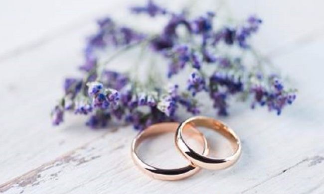 Ερωτευμένο ζευγάρι της ελληνικής σόουμπιζ σε τροχιά γάμου!