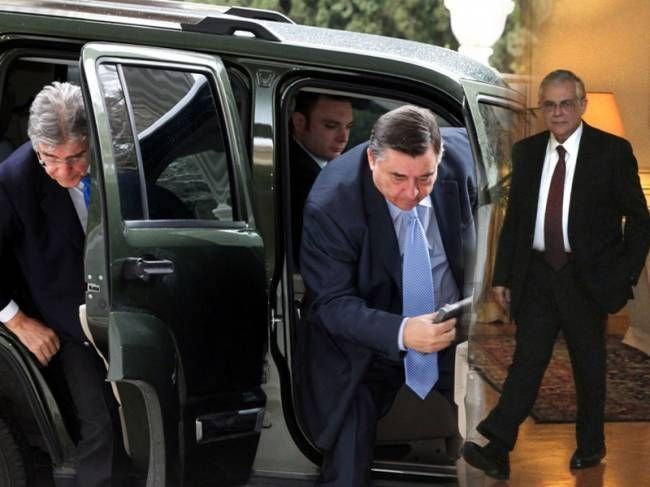 Έρχεται ανασχηματισμός!