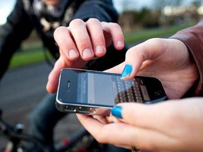 Τέλος στα κλεμμένα κινητά - Δείτε πώς να κλειδώσετε τη συσκευή σας!