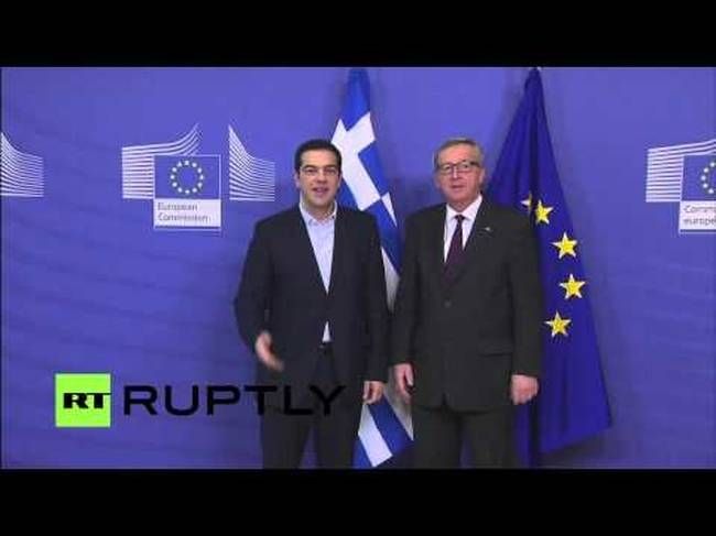 Xεράκι-χεράκι αποχώρησαν Τσίπρας και Γιούνκερ (video)