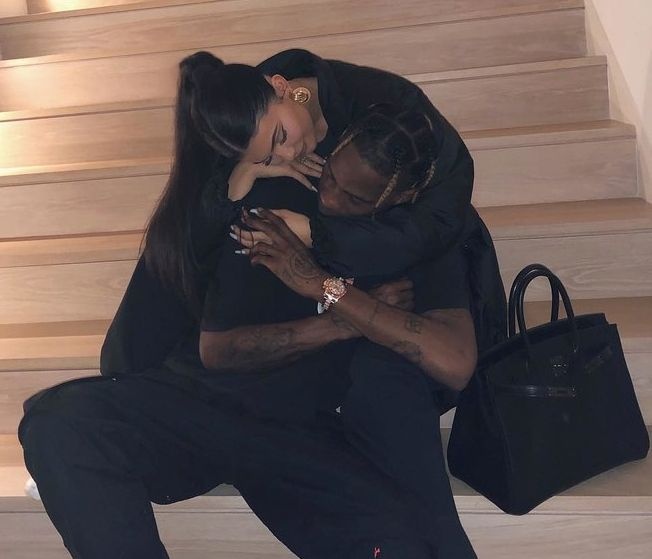 Ο Travis Scott έκανε την πιο ρομαντική κίνηση για την Kylie Jenner κι εκείνη έλιωσε