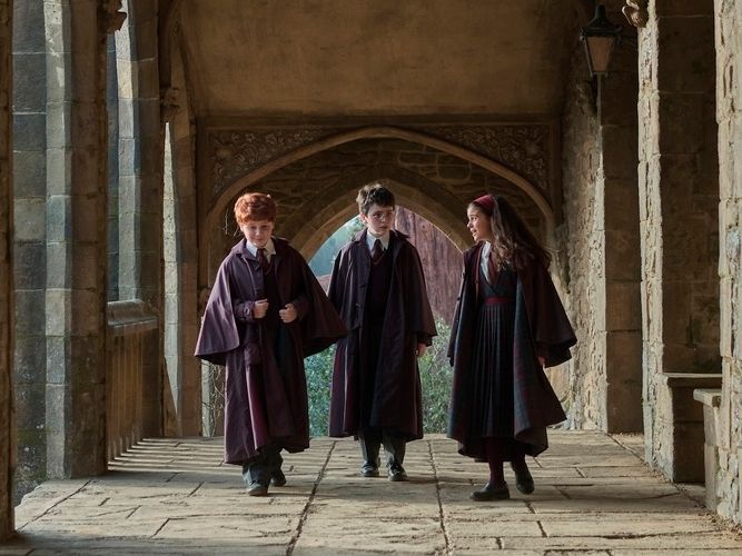 Ο Harry Potter επιστρέφει στην TV και μια νέα γενιά παιδιών ετοιμάζεται να γνωρίσει τη μαγεία του