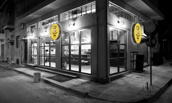 Το «τροφαντό γουρουνάκι» ήρθε για να αλλάξει όσα ξέρατε για το hot dog