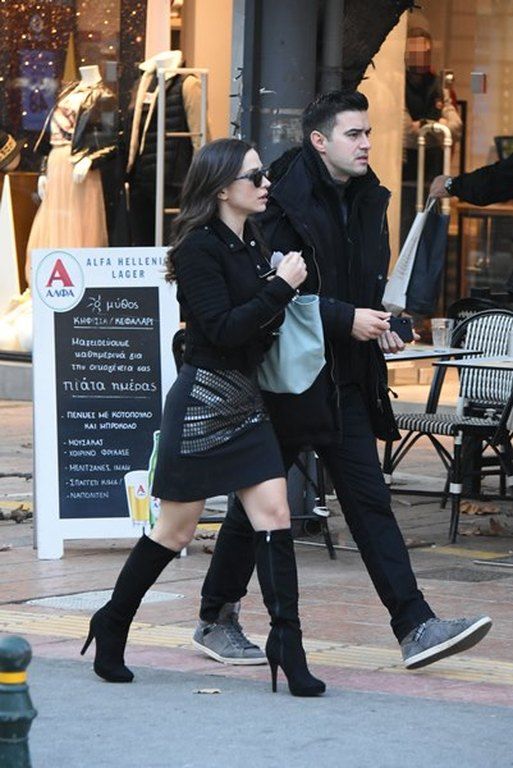 Τσιμιτσέλης-Γερονικολού: Η κοινή εμφάνιση του ζεύγους και η σέξι παρουσία της Κατερίνας