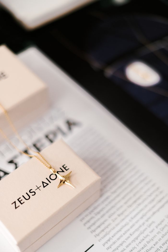 Zeus & Dione @Athens Capital Suites