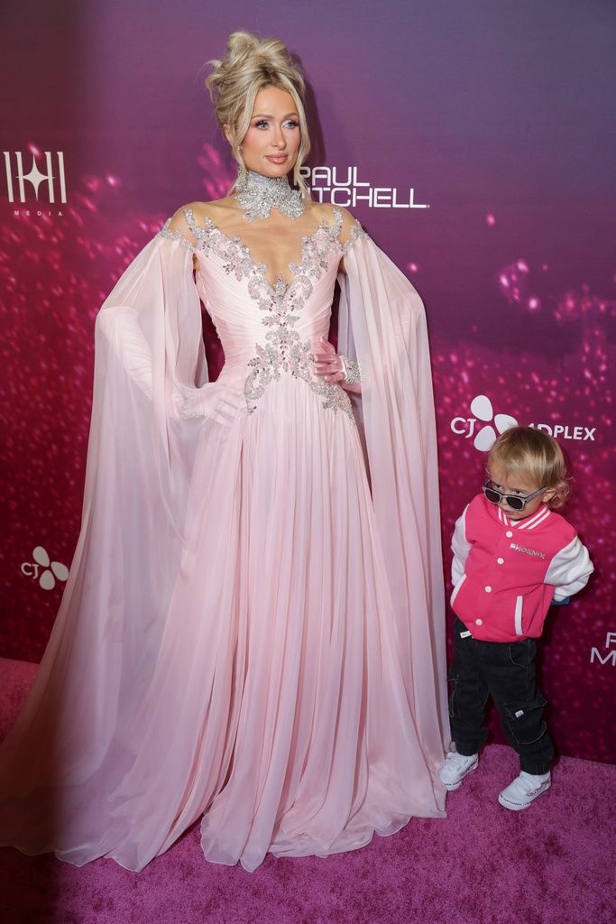 Paris Hilton,Phoenix Barron Hilton Reum