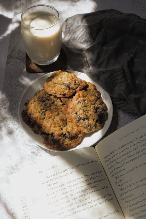 Αυτά τα μπισκότα μπορείς να τα φτιάξεις πανεύκολα και δεν χρειάζονται καν ψήσιμο