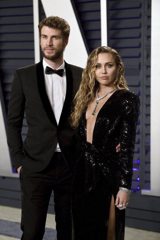 Miley Cyrus - Liam Hemsworth 