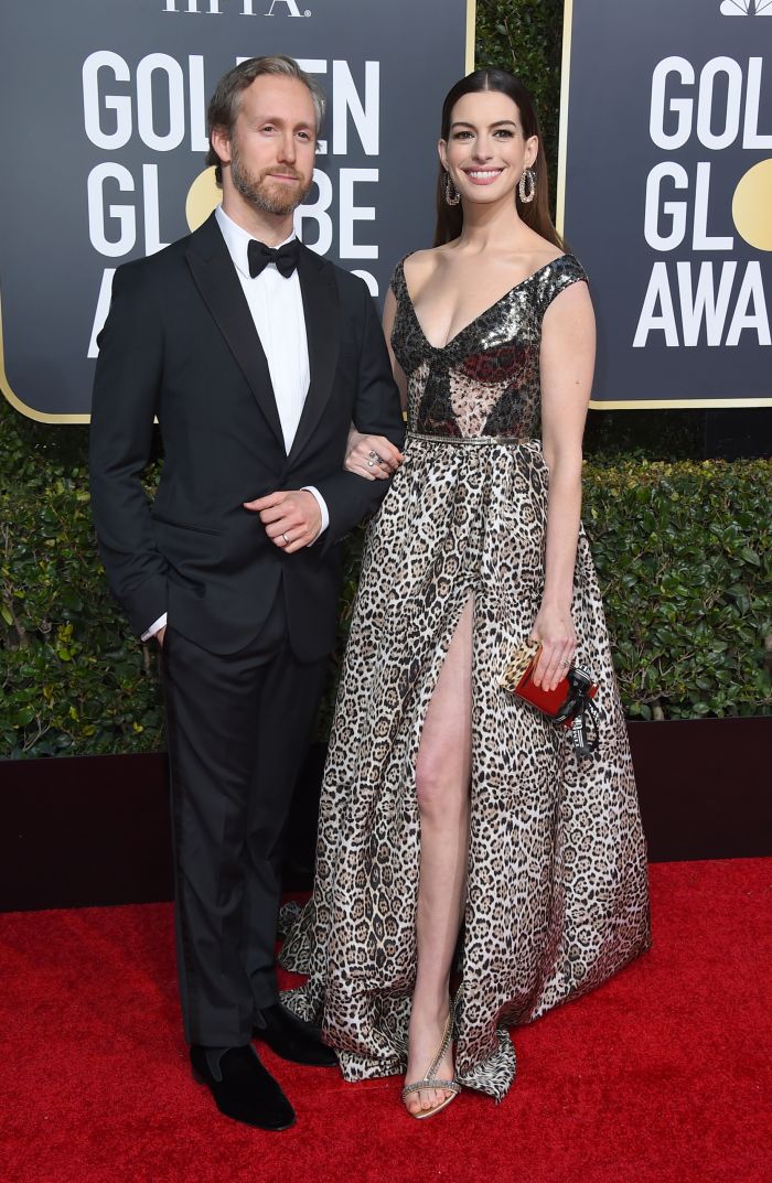 Anne Hathaway,Adam Shulman