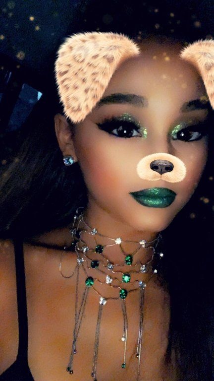 Η Ariana Grande «έσπασε» της μετά τη διάλυση του αρραβώνα και πήρε μια σημαντική απόφαση