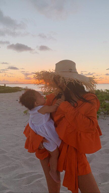 Kylie & Stormi Jenner: Μαμά και κόρη μας έδωσαν την πιο όμορφη φωτογραφία τους
