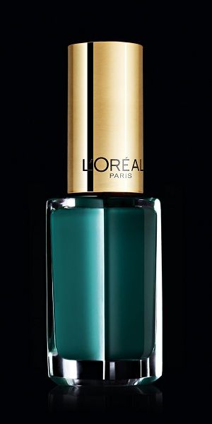 Τα it χρώματα στα νύχια θέλουν και τεχνολογία