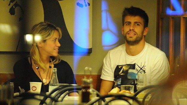 H πρώτη φωτογραφία της Shakira με φουσκωμένη κοιλίτσα