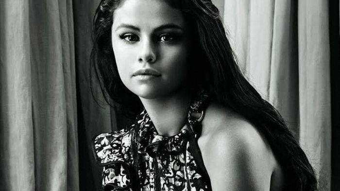 Αντιθέτως, η Selena ξεκαθάρισε τότε ότι ο Niall είναι απλώς φίλος της. 