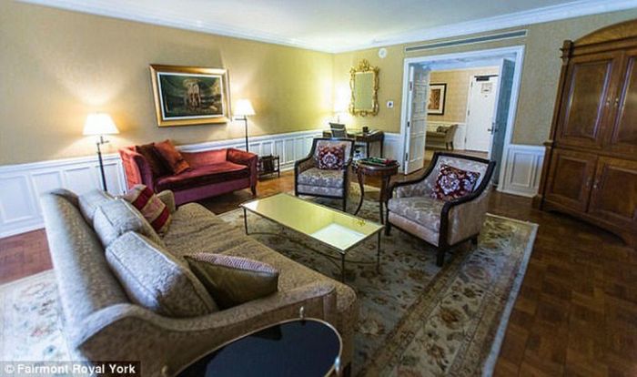 Aυτό είναι το πεντάστερο ξενοδοχείο που μένει η Meghan Markle & ο πρίγκιπας Harry στο Τορόντο